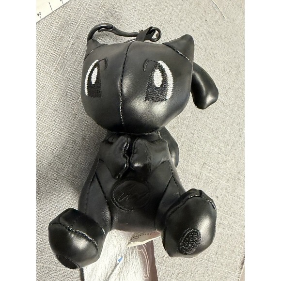 Pokemon Black Mew Thunderbolt Project Fragment Keychain 2018 Plush Pokémon tags